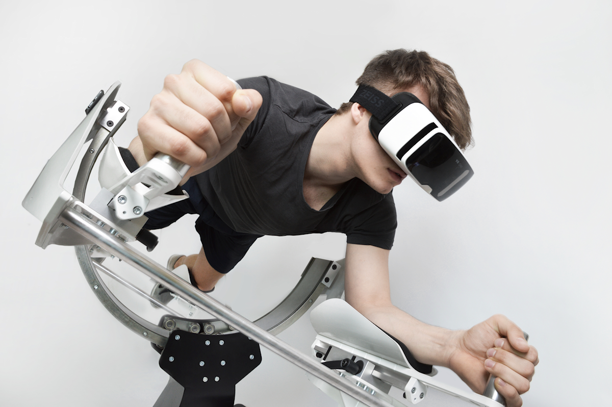 ICAROS – simulátor pro trénink ve virtuální realitě